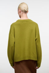 SERRANO CASHMERE RELAXED CREW | PEAR