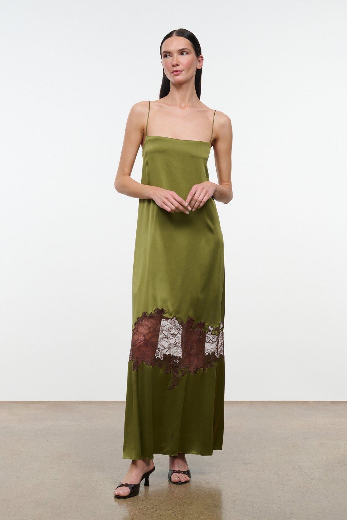 DELFINA SILK DRESS | PEAR