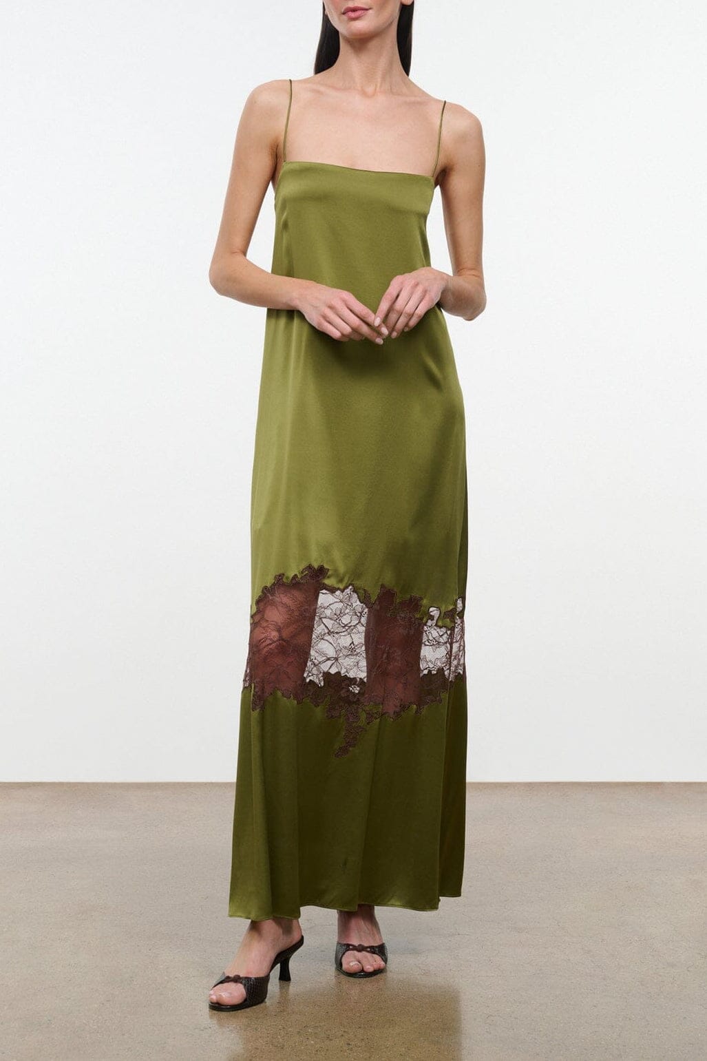 DELFINA SILK DRESS | PEAR